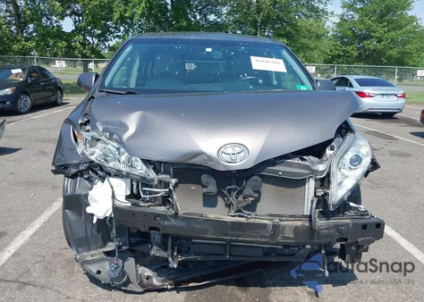 2016 Toyota Sienna Xle 8 Passenger from USA, damaged, VIN 5TDYK3DC1GS738545